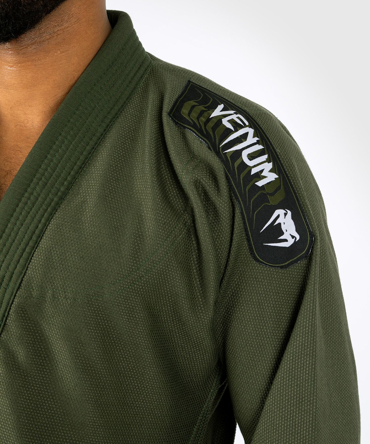 VENUM FIRST BJJ GI - BLACK OR WHITE