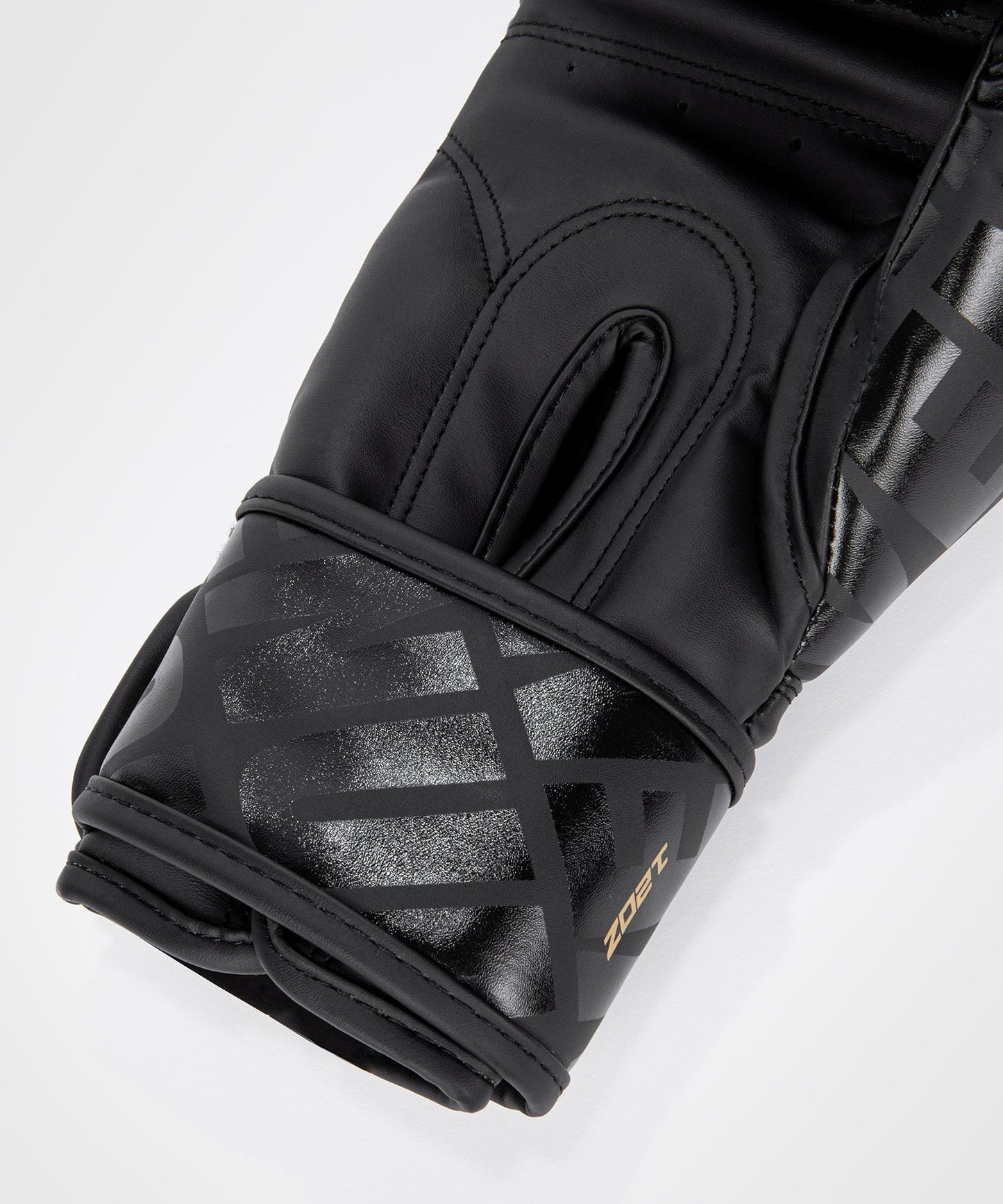 Venum Contender 1.5 XT Boxing Gloves