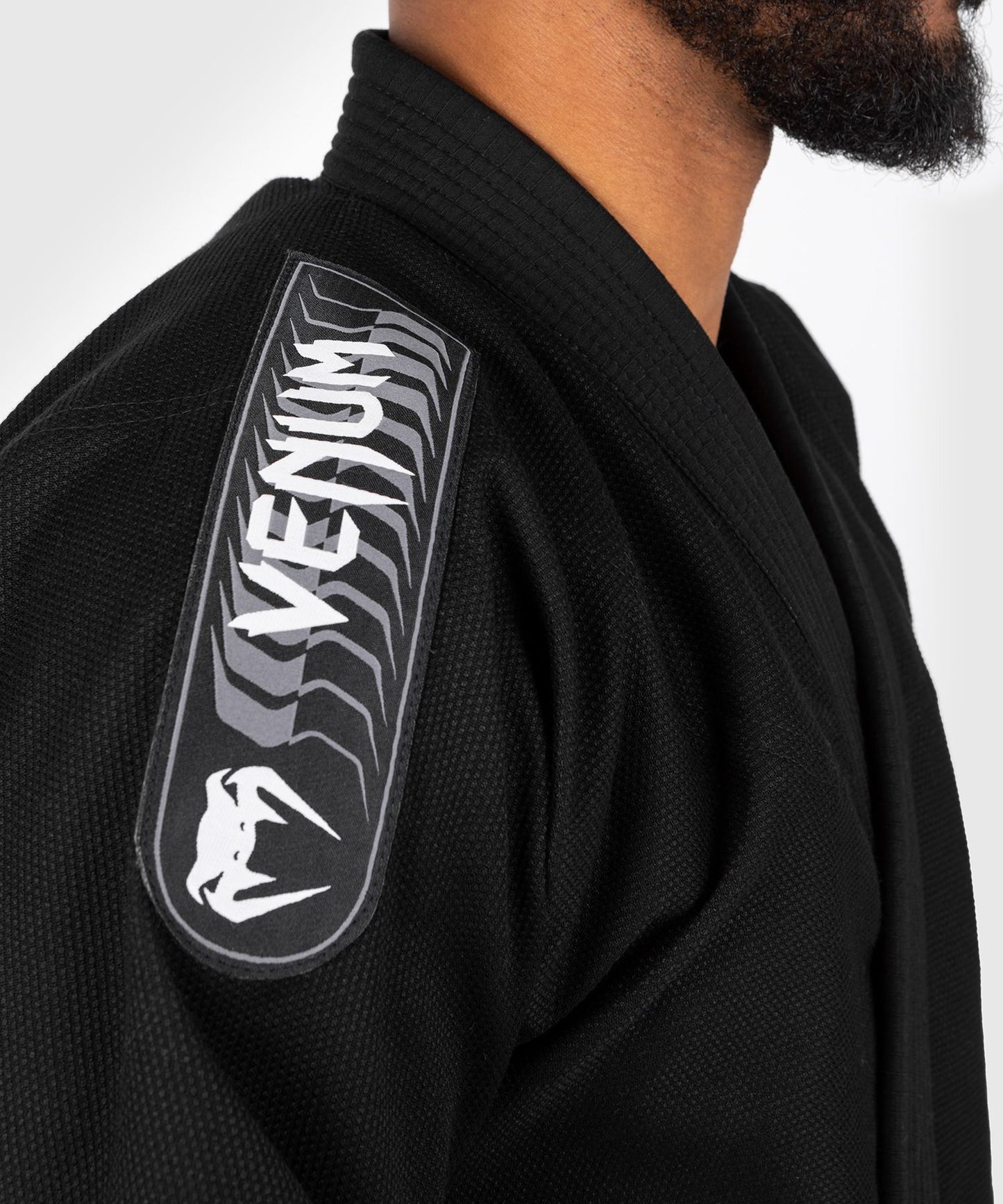 VENUM FIRST BJJ GI - BLACK OR WHITE