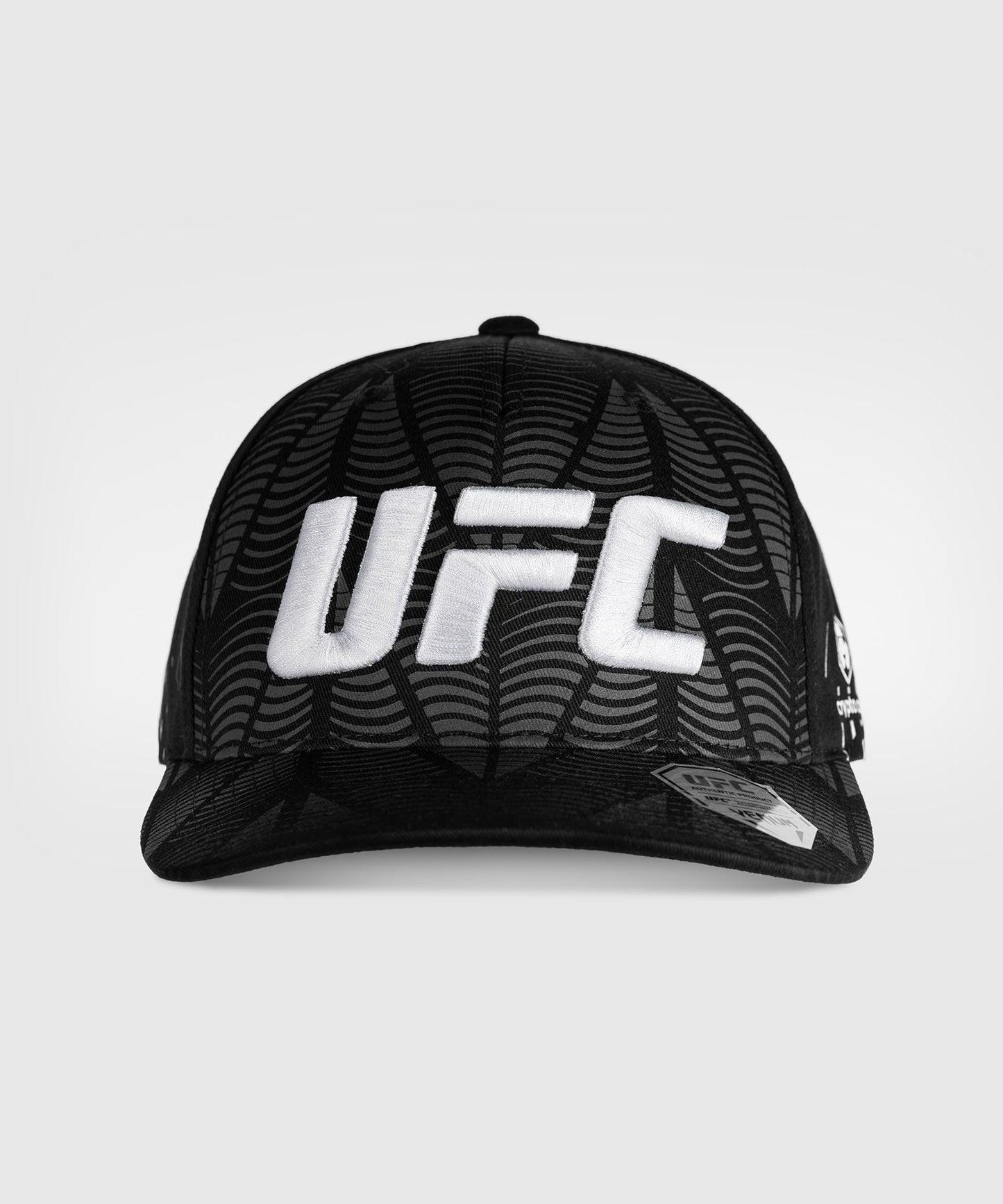 UFC Zenith by Venum Authentic Fight Night Cap - Black/White