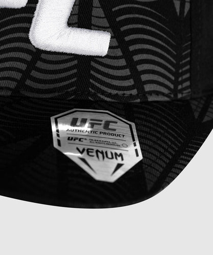 UFC Zenith by Venum Authentic Fight Night Cap - Black/White